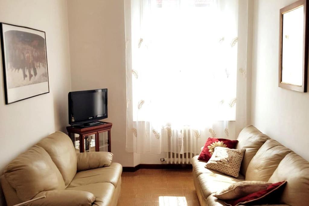 Gabry'S Home Three-Bedroom Big Apartment Near City Center & Train Station To Pisa And Florence & Ferries To Sardegna Corsica Livorno Exterior foto