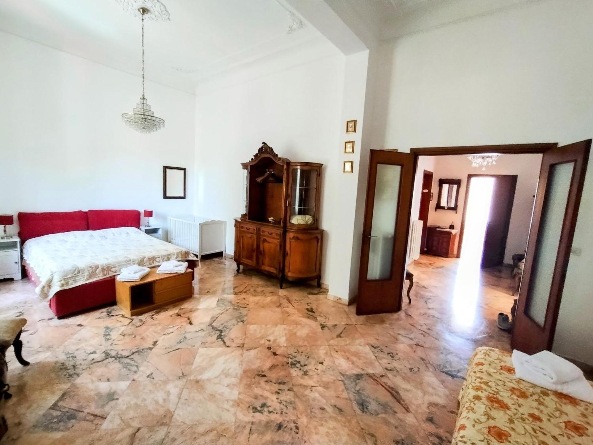 Gabry'S Home Three-Bedroom Big Apartment Near City Center & Train Station To Pisa And Florence & Ferries To Sardegna Corsica Livorno Exterior foto